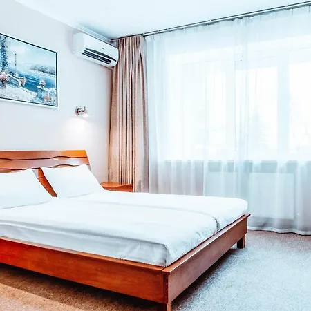 Hotel Pechersky 3*