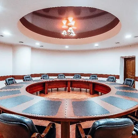 Pechersky Hotel 3*